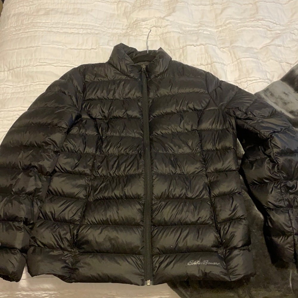 Eddie Bauer Puffer Jacket - NWOT size L